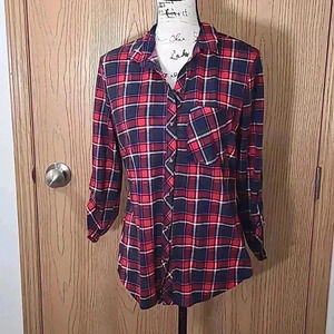 Polly & Esther plaid flannel button up shirt